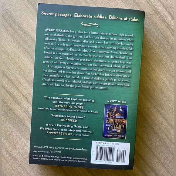 The Inheritance Games by Jennifer Lynn Barnes - Picture 2 of 2